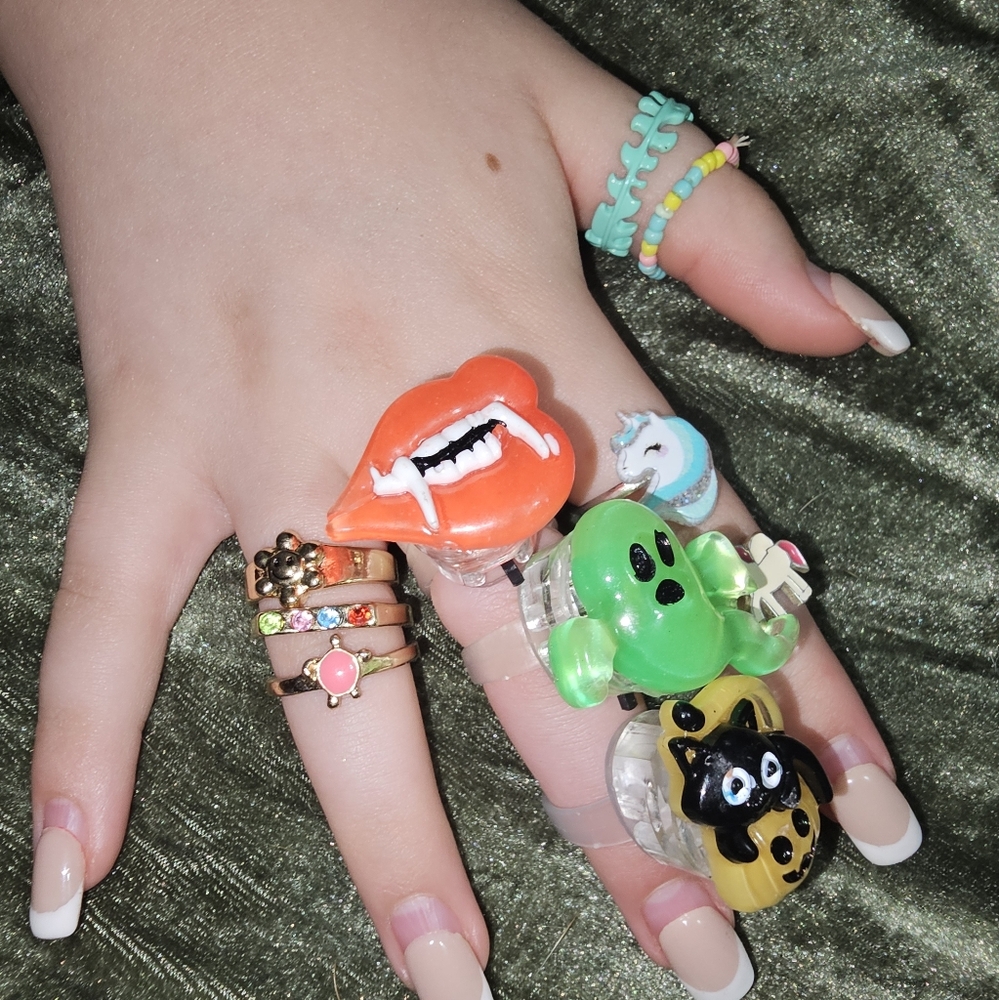 Girls Accessory Bundle - Picture 5 of 11